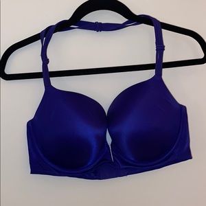 Victoria’s Secret deep V very sexy push up bra